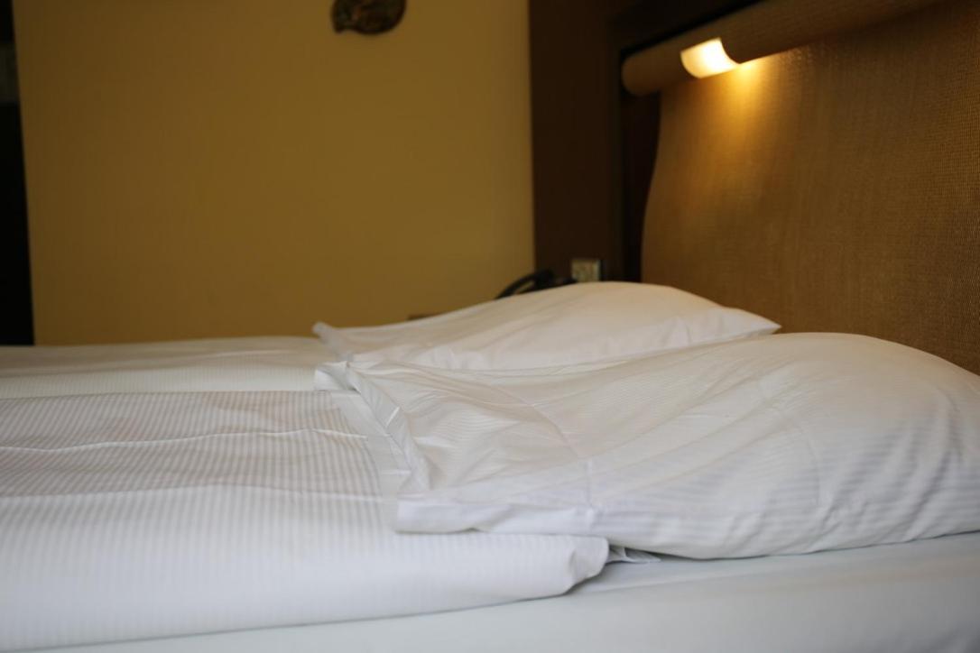 קלן Royal Inn מראה חיצוני תמונה